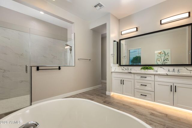 223 W FAIRFIELD Street, San Tan Valley, AZ 85143