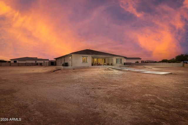 223 W FAIRFIELD Street, San Tan Valley, AZ 85143
