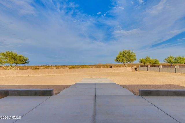 223 W FAIRFIELD Street, San Tan Valley, AZ 85143