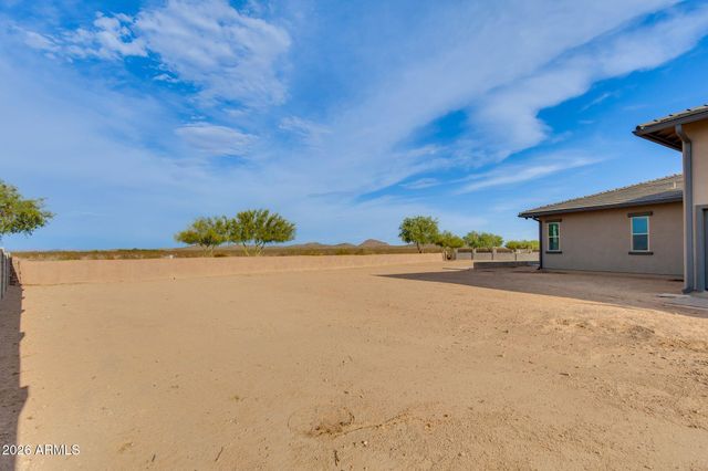 223 W FAIRFIELD Street, San Tan Valley, AZ 85143