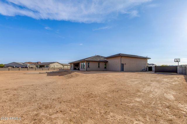 223 W FAIRFIELD Street, San Tan Valley, AZ 85143