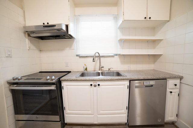 1922 Wentworth Street, Houston, TX 77004