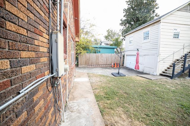 1922 Wentworth Street, Houston, TX 77004