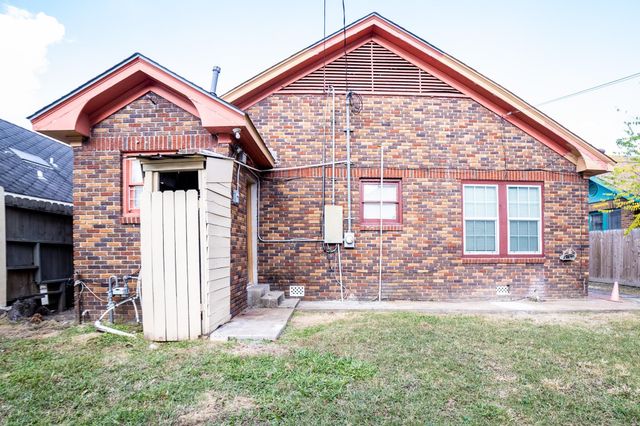 1922 Wentworth Street, Houston, TX 77004