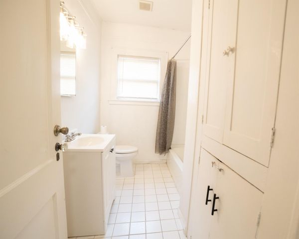 1922 Wentworth Street, Houston, TX 77004