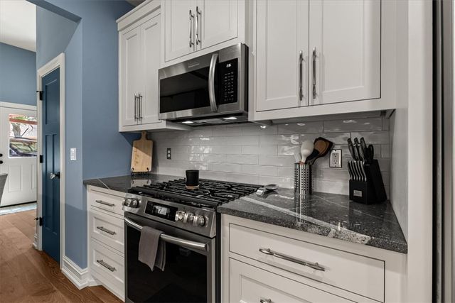 4211 W Winter Evening Place, Fayetteville, AR 72704