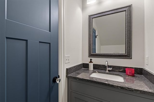 4211 W Winter Evening Place, Fayetteville, AR 72704