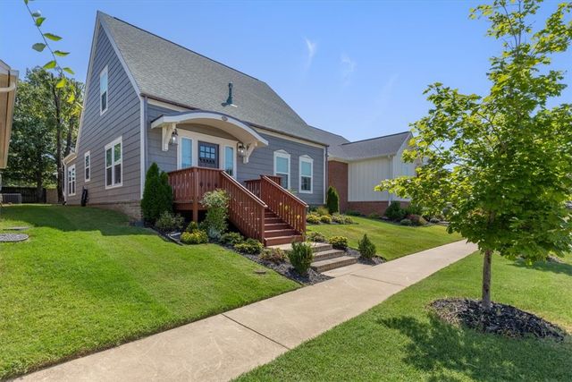 4211 W Winter Evening Place, Fayetteville, AR 72704