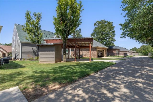 4211 W Winter Evening Place, Fayetteville, AR 72704