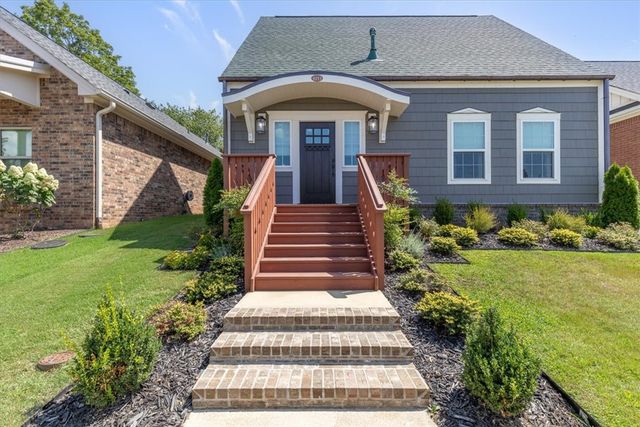 4211 W Winter Evening Place, Fayetteville, AR 72704