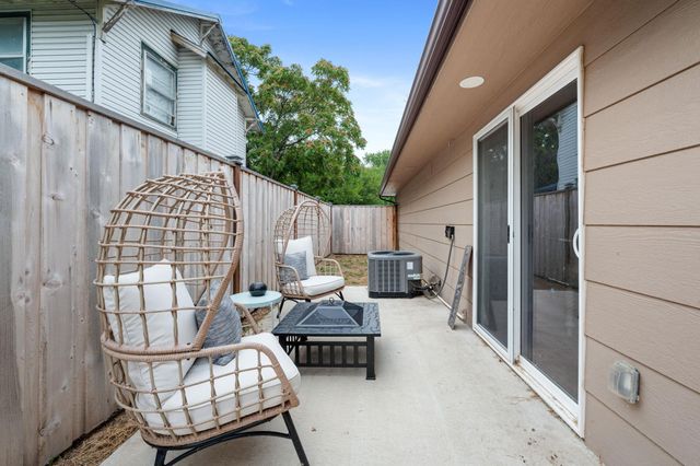 333 E Clark Ave, Augusta, KS 67010