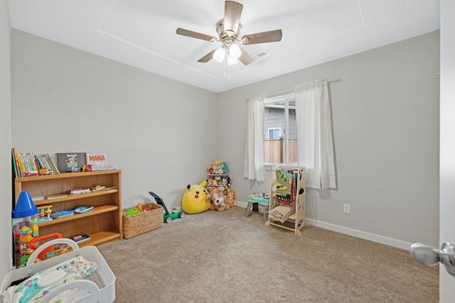 333 E Clark Ave, Augusta, KS 67010