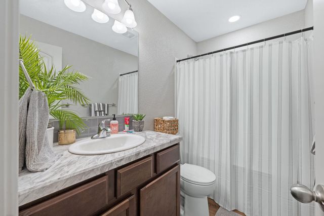 333 E Clark Ave, Augusta, KS 67010