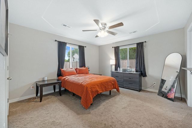 333 E Clark Ave, Augusta, KS 67010