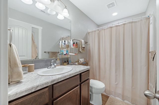 333 E Clark Ave, Augusta, KS 67010