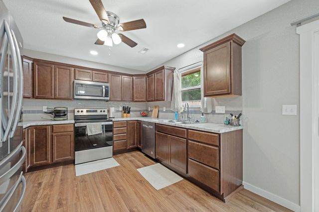 333 E Clark Ave, Augusta, KS 67010