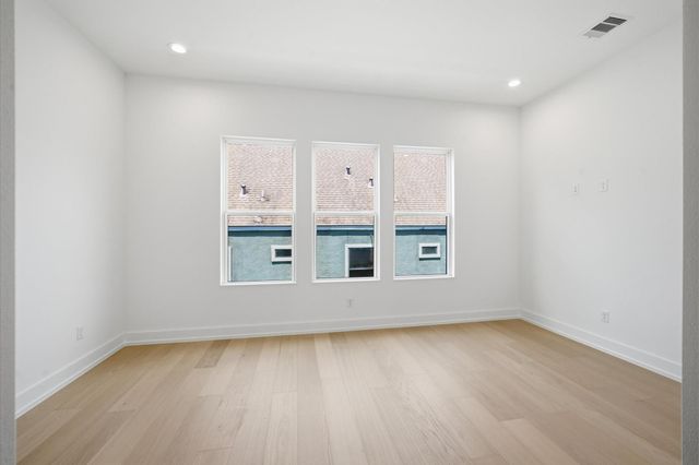 6118 Gehring Street, Houston, TX 77021