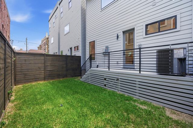 6118 Gehring Street, Houston, TX 77021