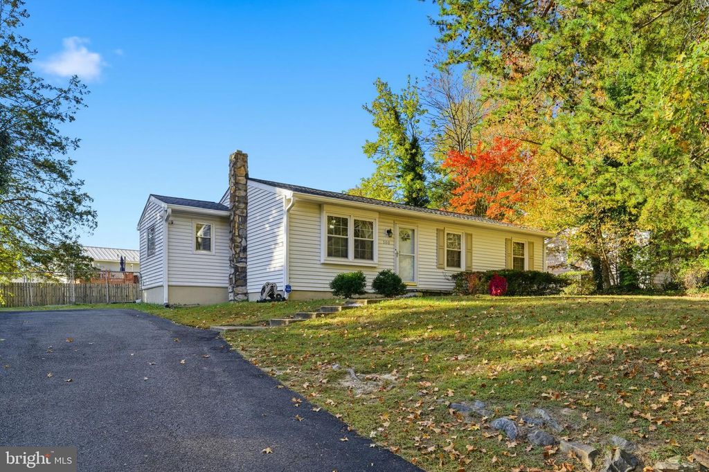 108 BOWEN DR, Fredericksburg, VA 22407