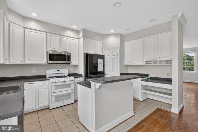 3352 5TH ST S, Arlington, VA 22204