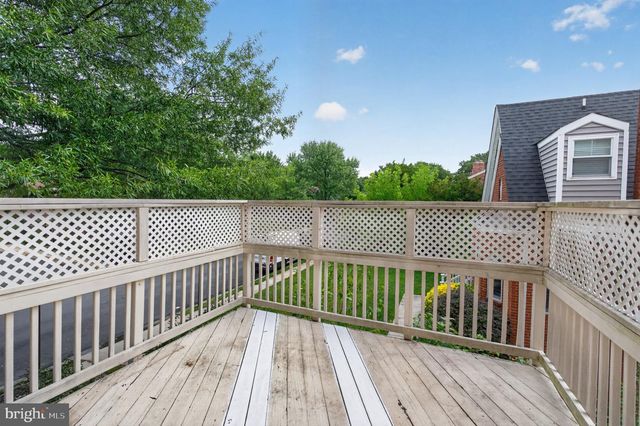 3352 5TH ST S, Arlington, VA 22204