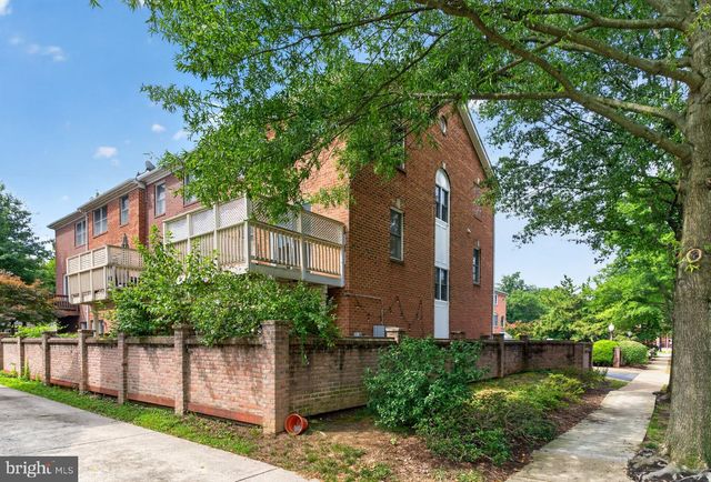 3352 5TH ST S, Arlington, VA 22204