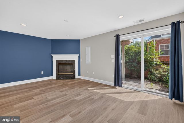 3352 5TH ST S, Arlington, VA 22204