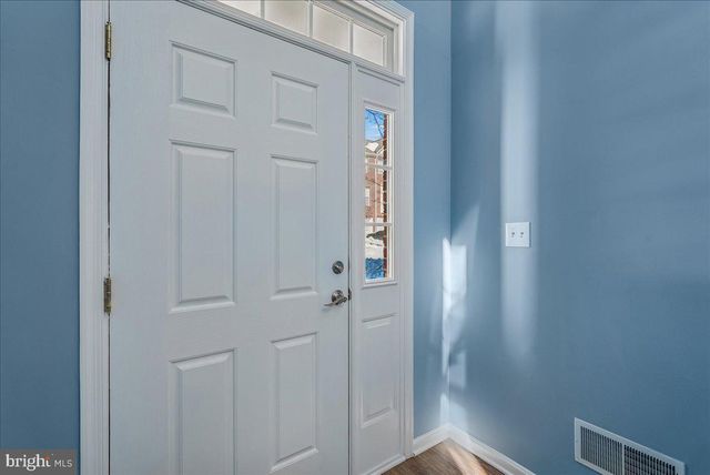 43771 MAISON BLANC SQ, Ashburn, VA 20148