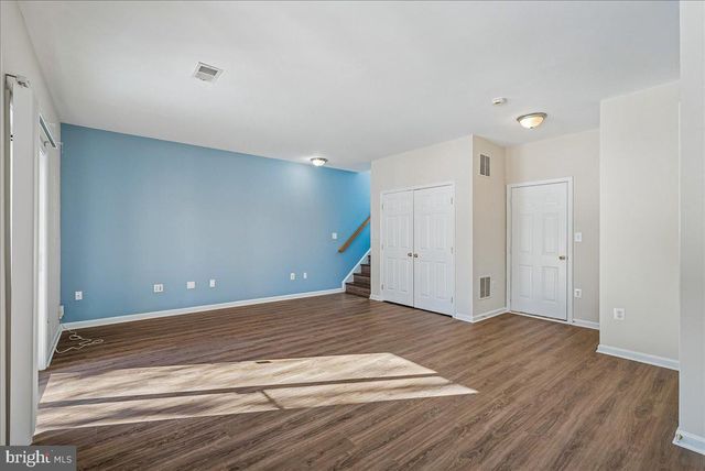 43771 MAISON BLANC SQ, Ashburn, VA 20148