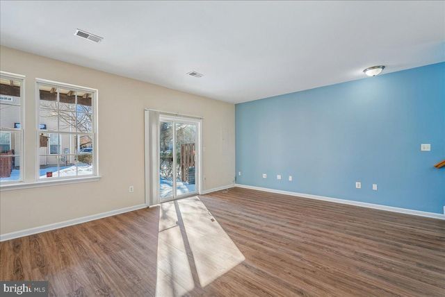 43771 MAISON BLANC SQ, Ashburn, VA 20148