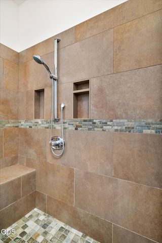 19015 Park Commons Drive, Bend, OR 97703