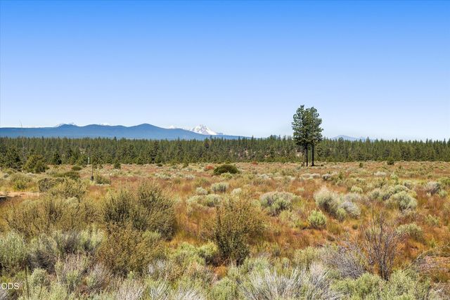 19015 Park Commons Drive, Bend, OR 97703