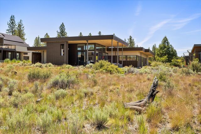 19015 Park Commons Drive, Bend, OR 97703
