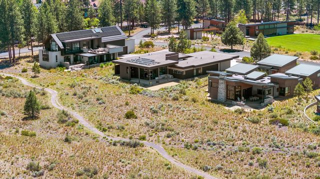 19015 Park Commons Drive, Bend, OR 97703