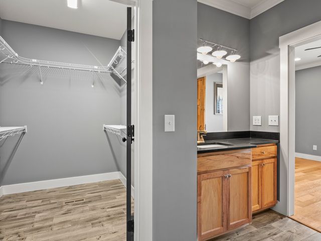171 Cypress Point Dr, Winchester, TN 37398