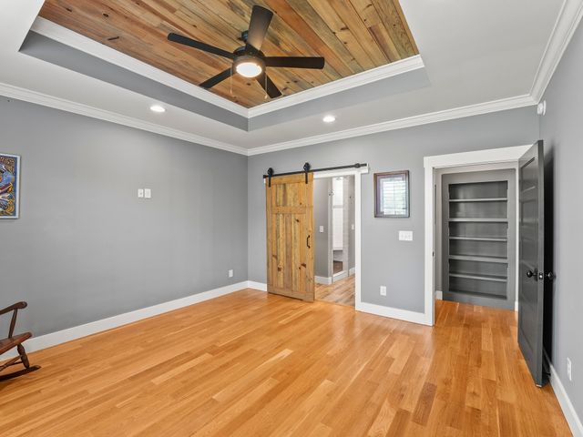 171 Cypress Point Dr, Winchester, TN 37398