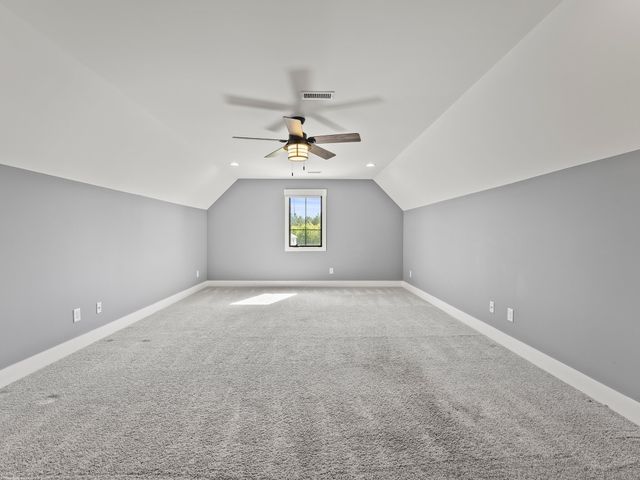 171 Cypress Point Dr, Winchester, TN 37398