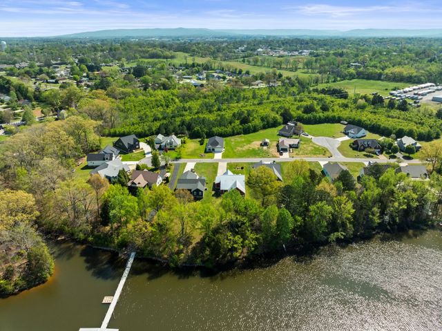 171 Cypress Point Dr, Winchester, TN 37398