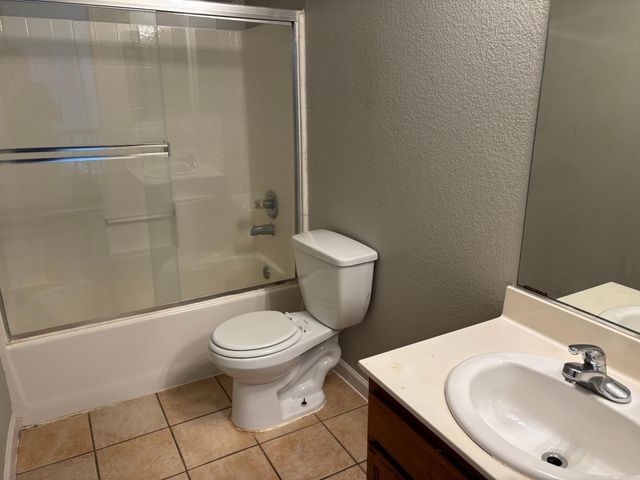 3358 Jonathen St, Stockton, CA 95206