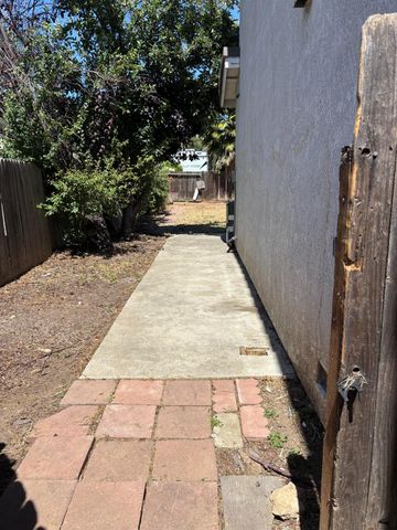 3358 Jonathen St, Stockton, CA 95206