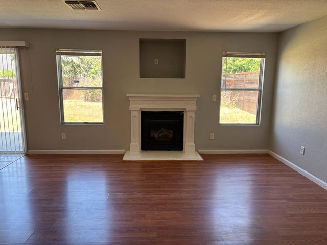 3358 Jonathen St, Stockton, CA 95206