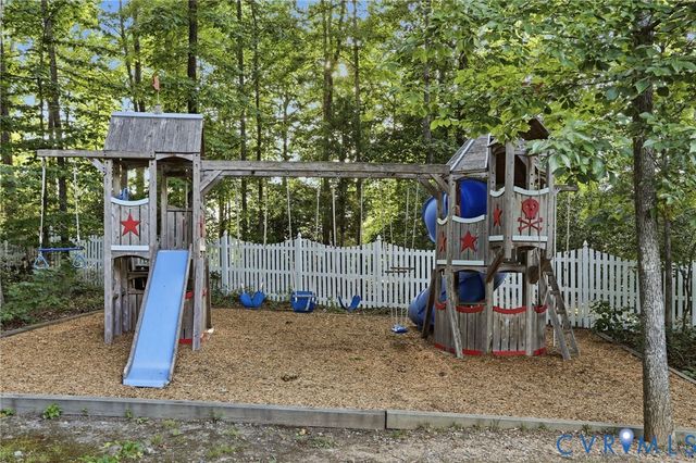16012 Garston Ln, Midlothian, VA 23112
