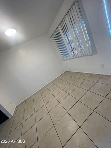 2666 N 43RD Avenue D, Phoenix, AZ 85009