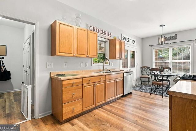 424 Arbor Hills Road N, Talking Rock, GA 30175