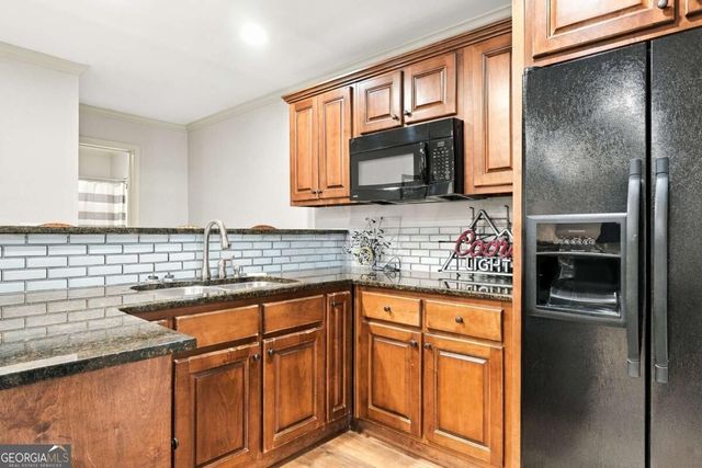 424 Arbor Hills Road N, Talking Rock, GA 30175