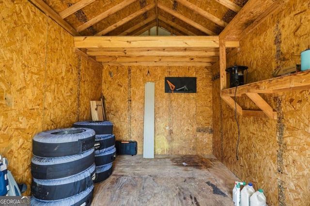 424 Arbor Hills Road N, Talking Rock, GA 30175