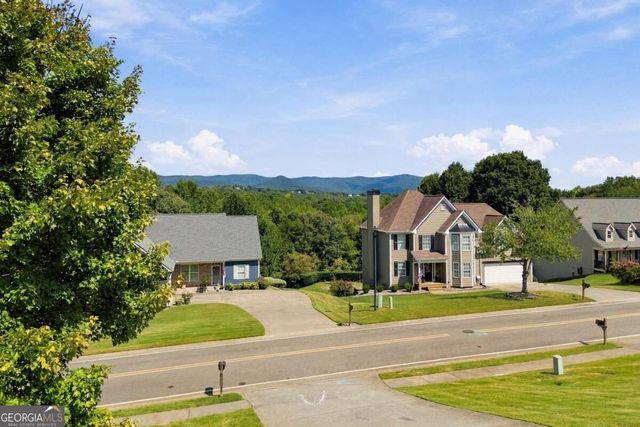 424 Arbor Hills Road N, Talking Rock, GA 30175