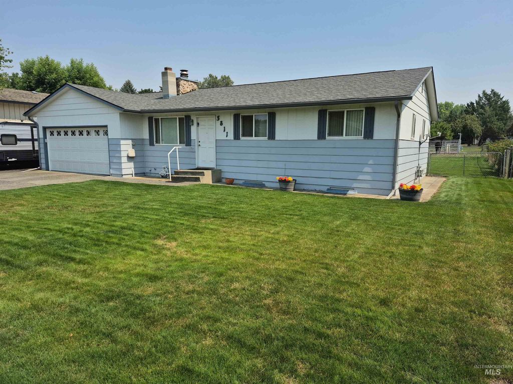 3811 13th Street D, Lewiston, ID 83501 photo 2