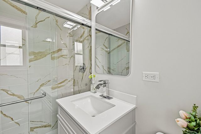 11659 S Ada Street, Chicago, IL 60643