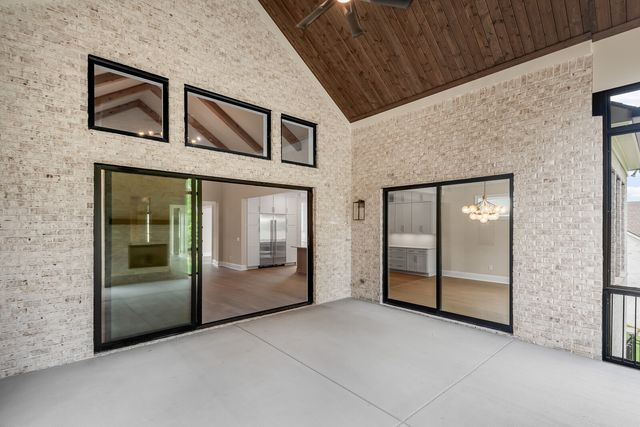 532 Devine Court, Arrington, TN 37014